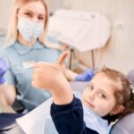 dziecko u dentysty